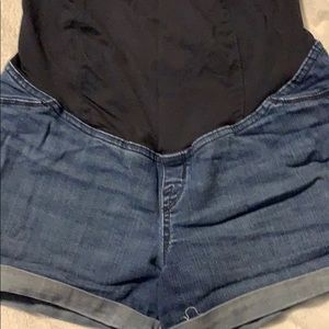 Maternity shorts